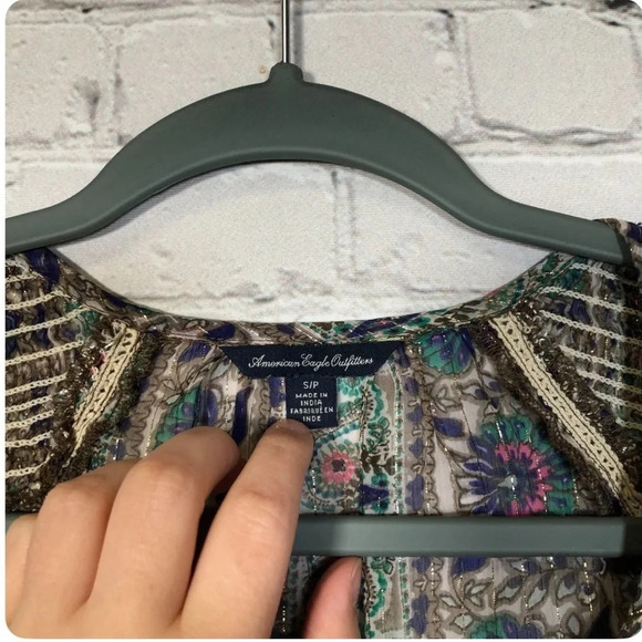 American Eagle Flowy Patterned Top, Size Small, Good Condition - Picture 3 of 6